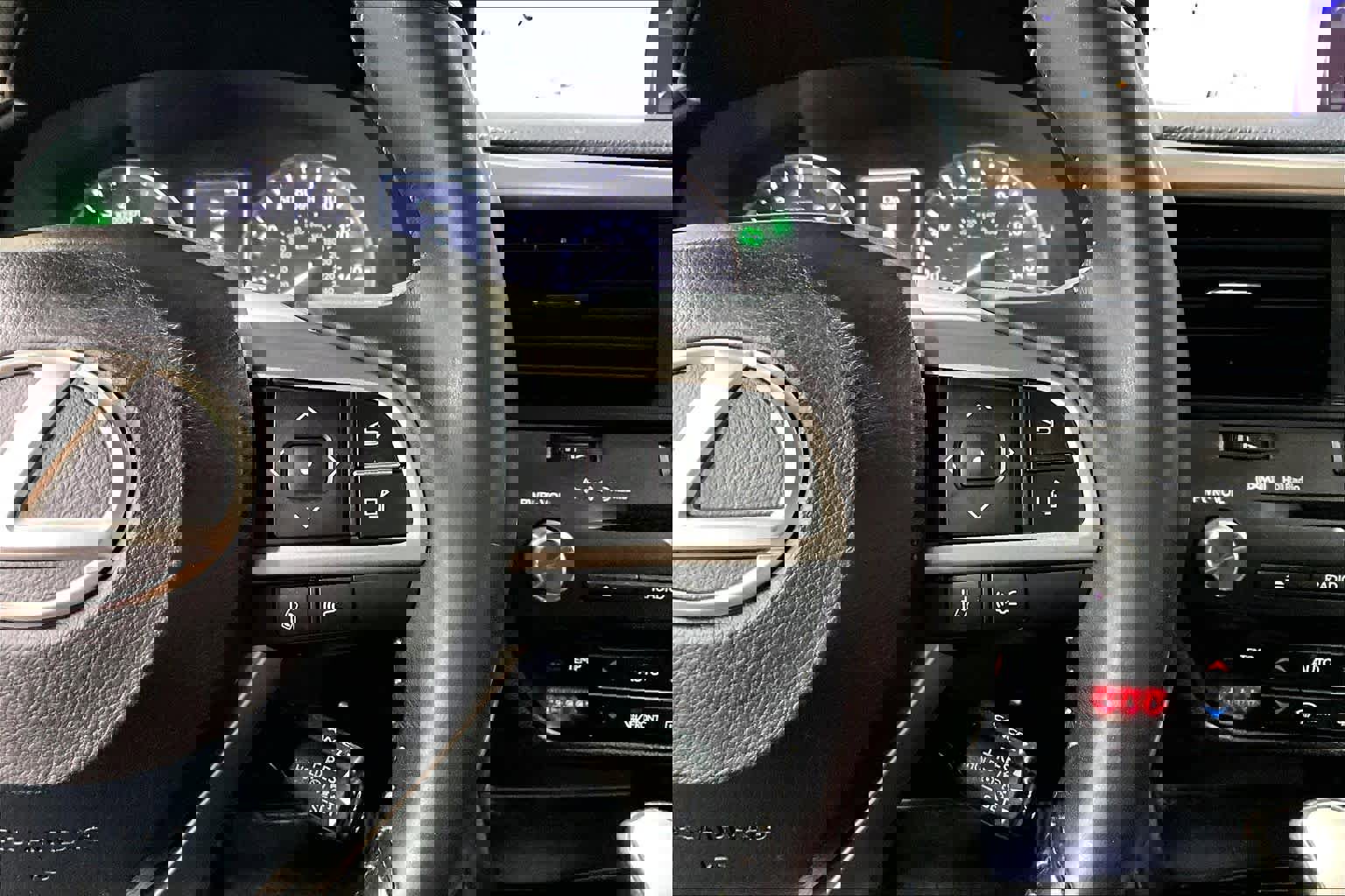 Used 2019 Lexus RX 350 AWD w/ Navigation Package image 25