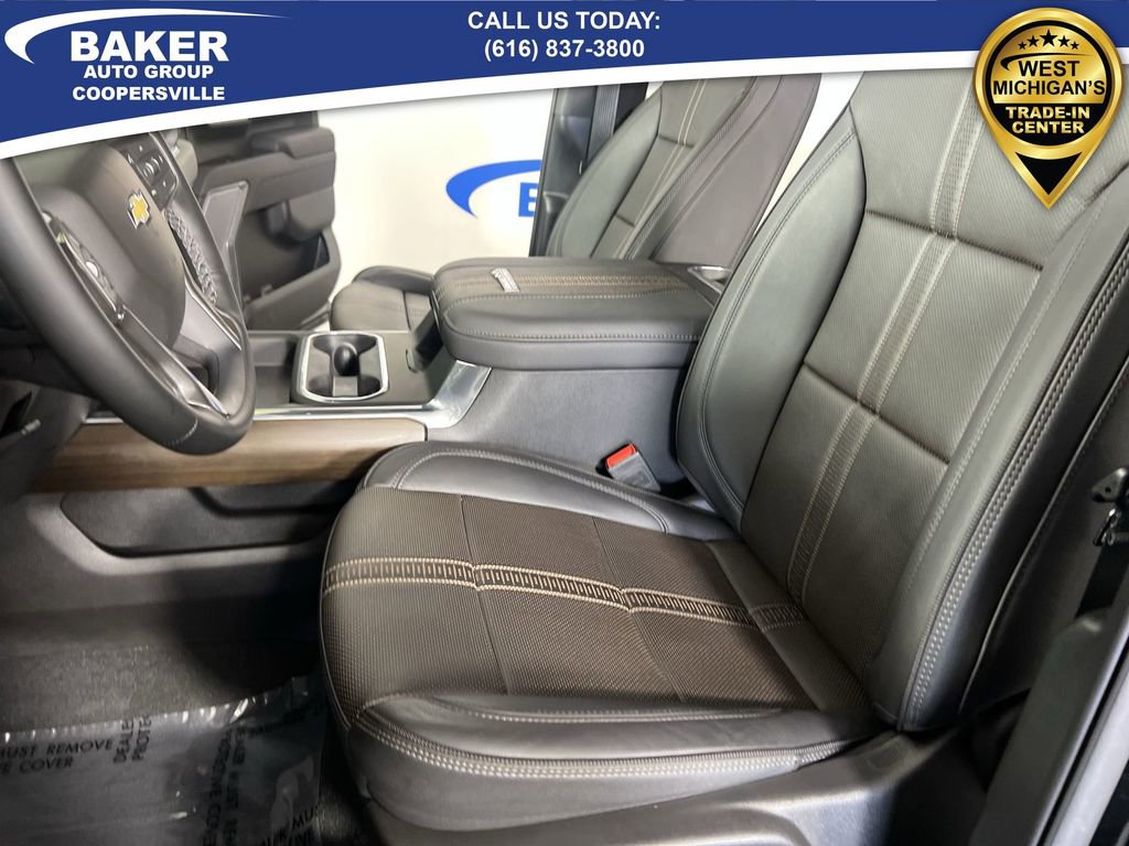 Used 2025 Chevrolet Silverado 3500 High Country w/ Technology Package image 19