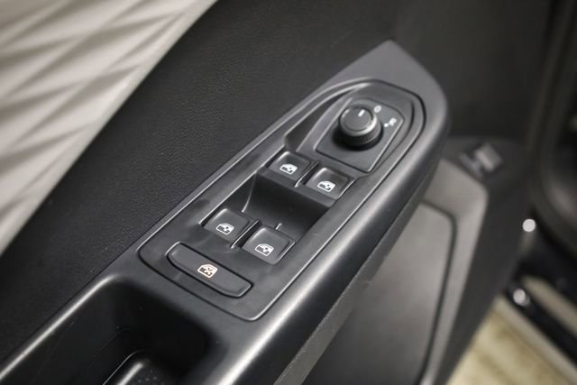 Used 2022 Volkswagen Taos S image 18