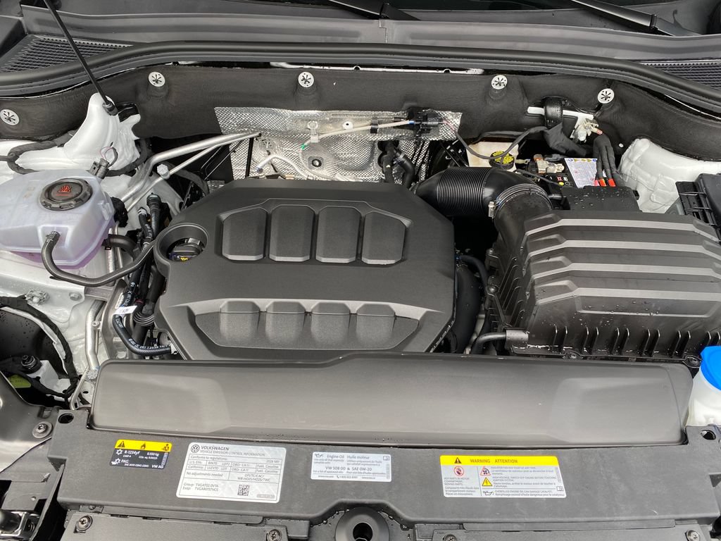 New 2026 Volkswagen Atlas Cross Sport SE FWD image 28