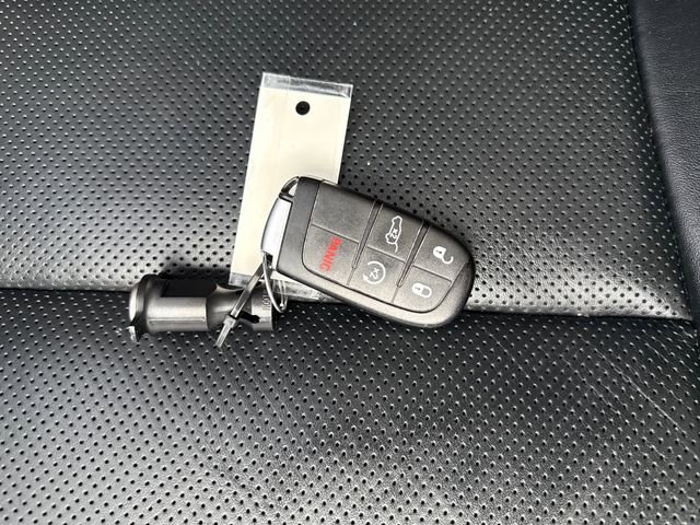 Used 2016 Dodge Durango Citadel w/ Technology Group image 31