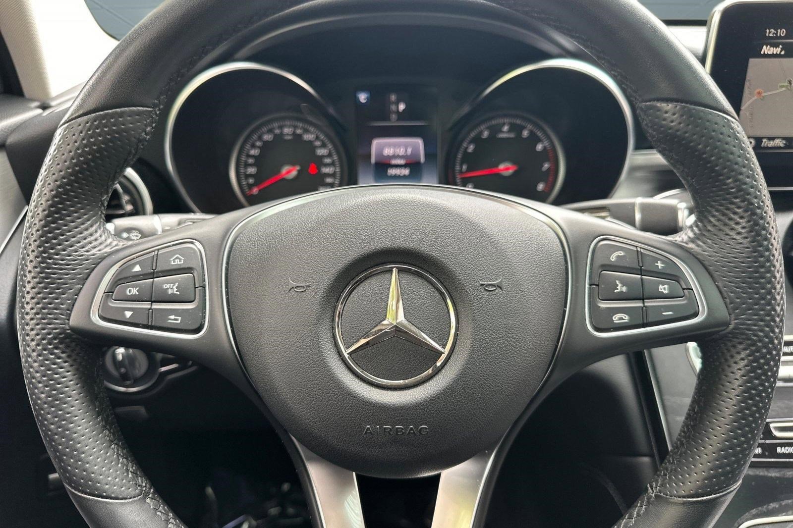 Used 2019 Mercedes-Benz GLC 300 4MATIC image 16