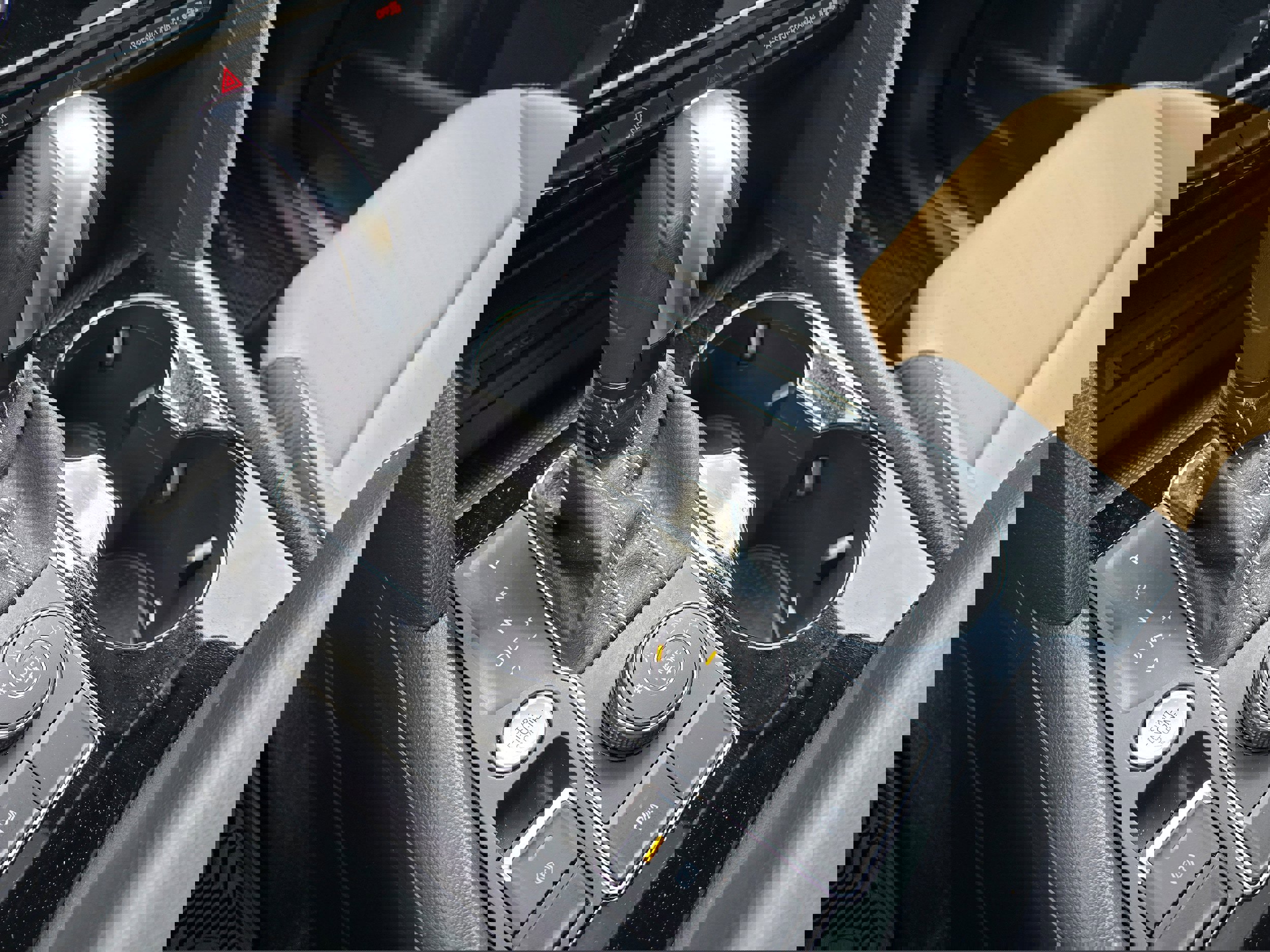 Certified 2022 Volkswagen Atlas Cross Sport SE image 17