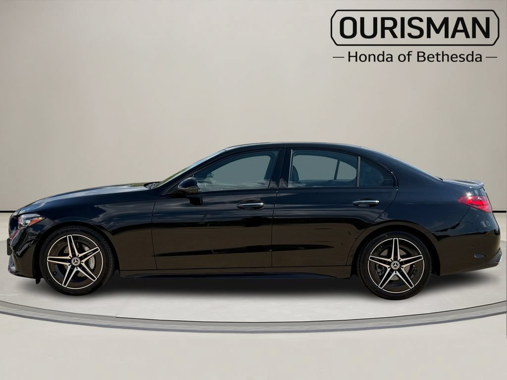 Used 2023 Mercedes-Benz C 300 4MATIC Sedan image 3