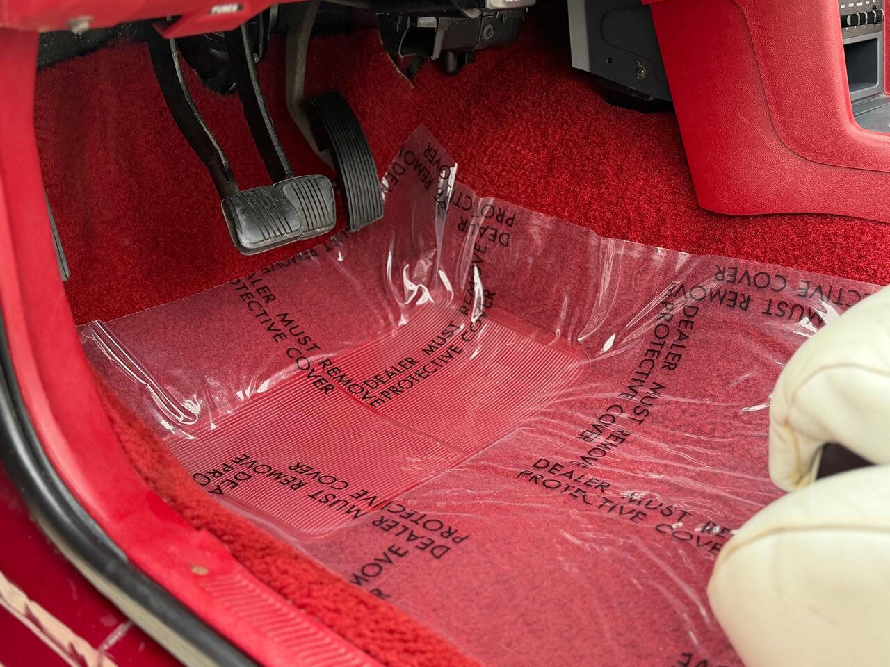 Used 1988 Ford Mustang GT image 70