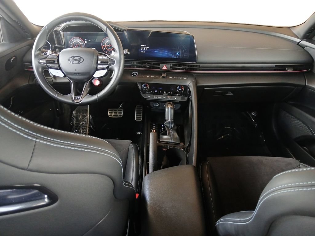Used 2025 Hyundai Elantra N FWD image 10