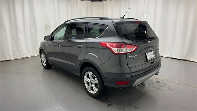 Used 2016 Ford Escape SE w/ Equipment Group 201A image 4