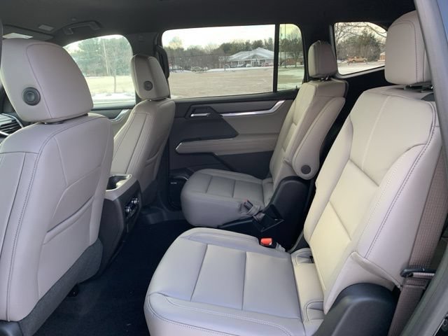New 2026 GMC Acadia Elevation w/ Black Edition FWD image 26