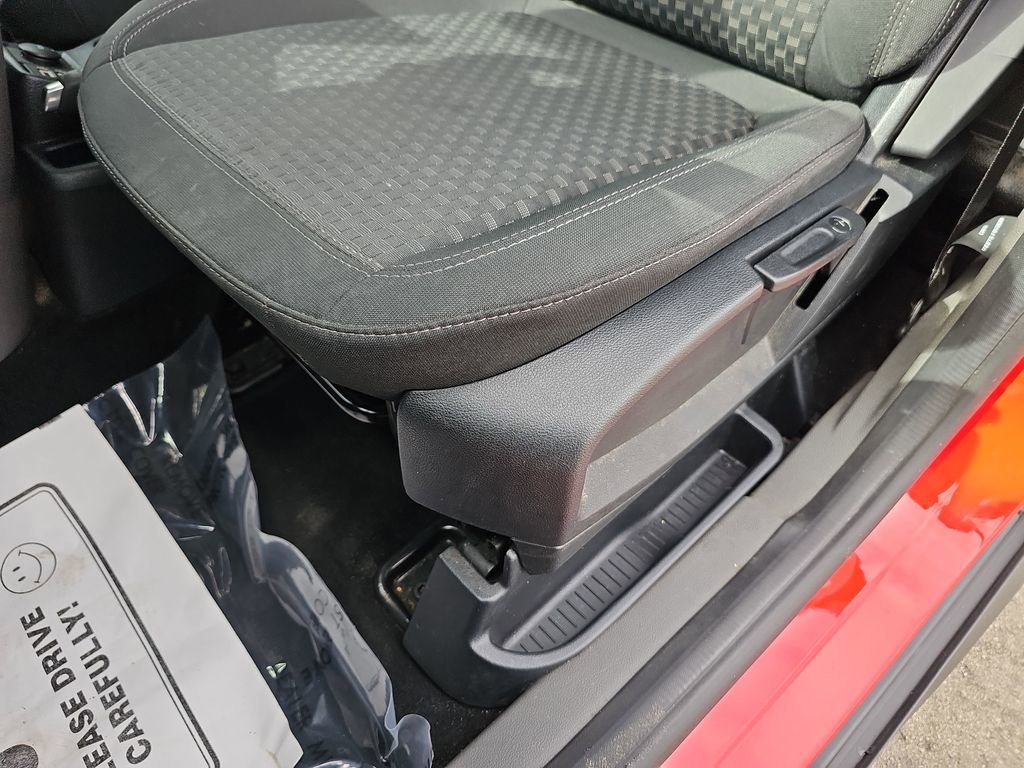 Used 2021 Ford Transit Connect XLT image 32