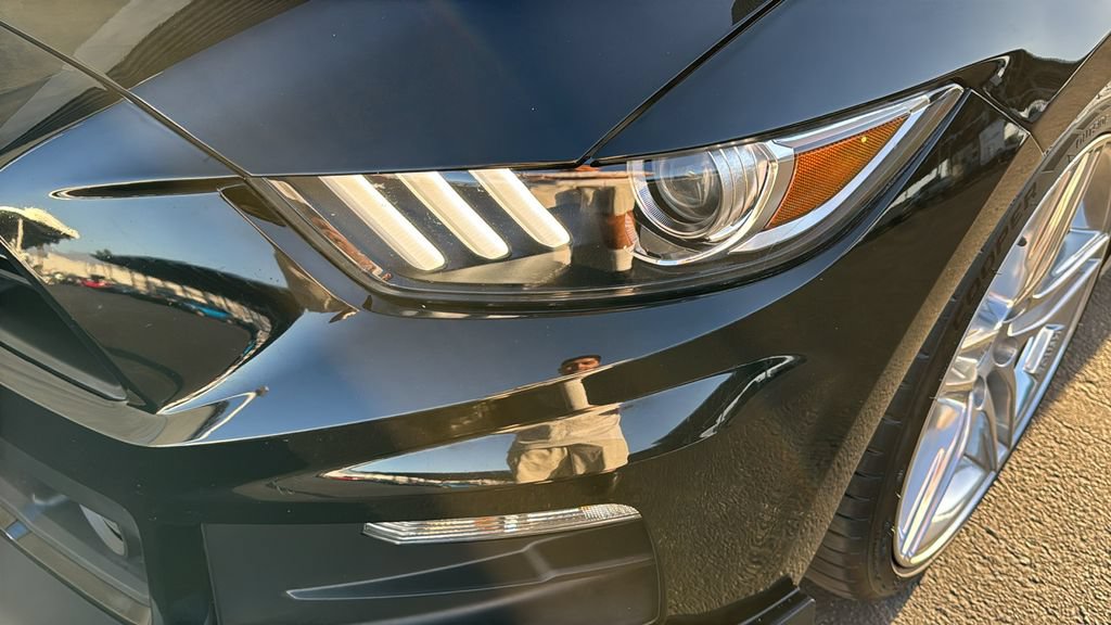 Used 2015 Ford Mustang GT Premium RWD image 6