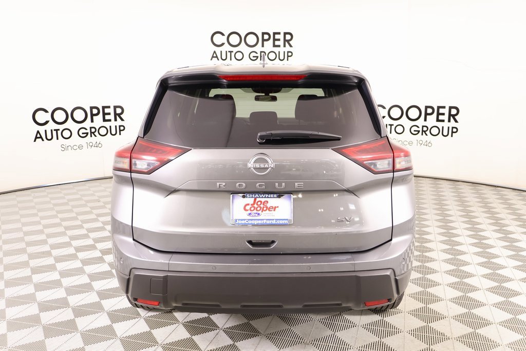 Used 2024 Nissan Rogue SV image 20