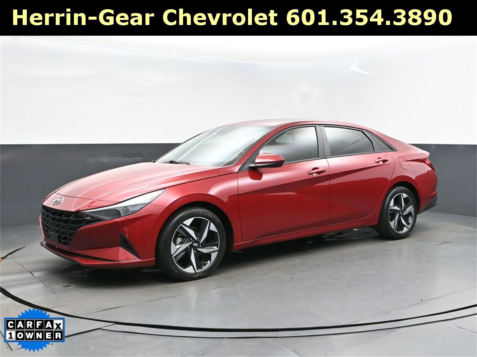 Used 2023 Hyundai Elantra SEL w/ Convenience Package image 3