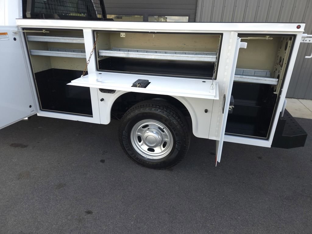 Used 2020 Ford F250 XL AWD/4WD image 4