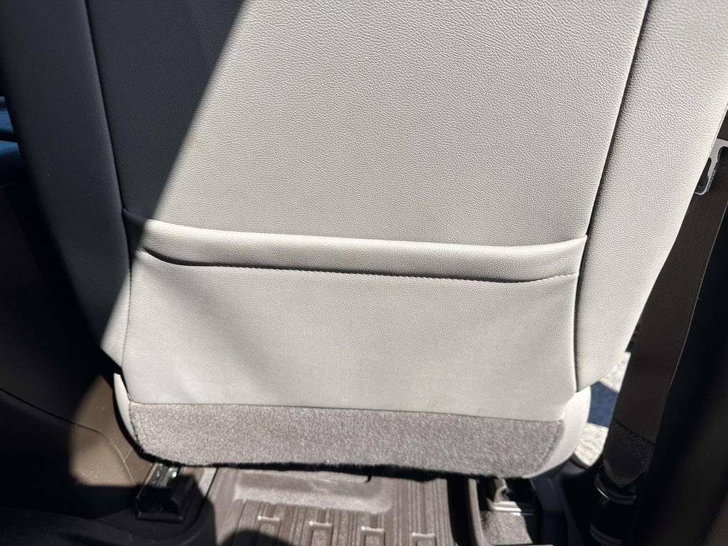 Used 2022 GMC Sierra 1500 SLT image 13