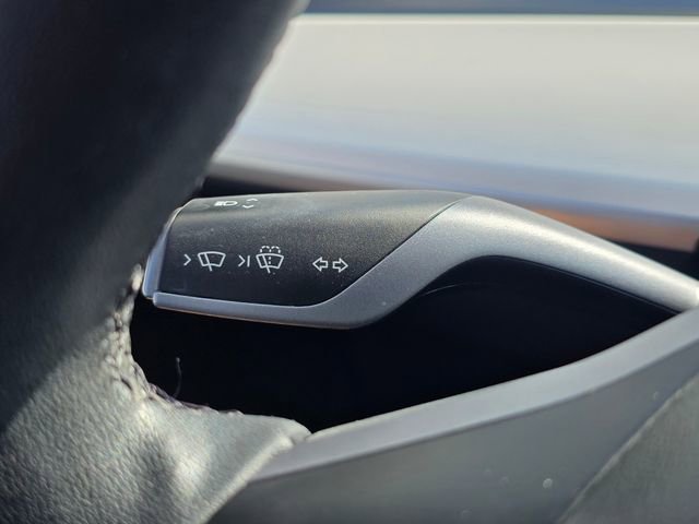 Used 2023 Tesla Model 3 Standard Range RWD image 31