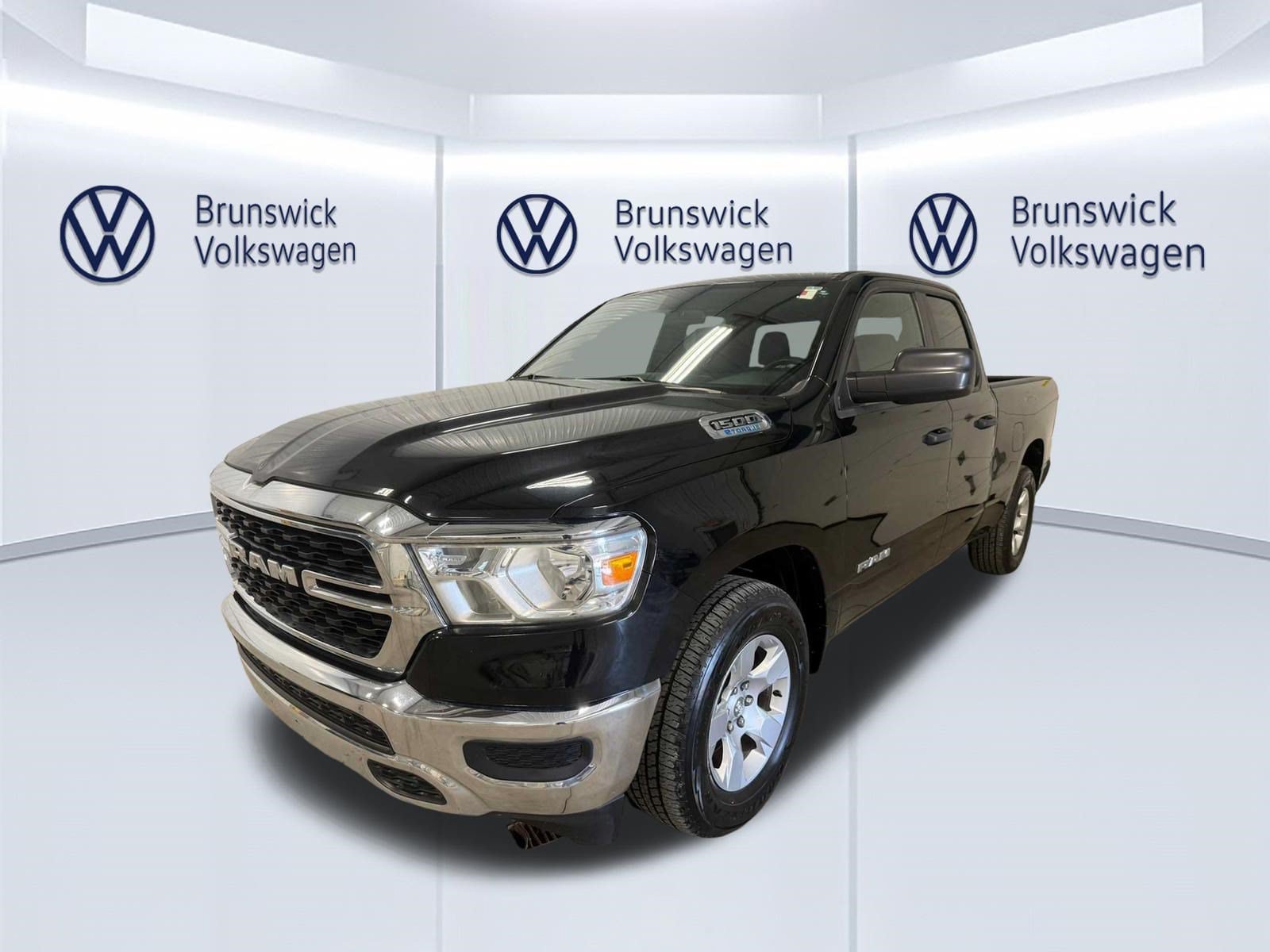 Used 2023 RAM 1500 Big Horn AWD/4WD image 1