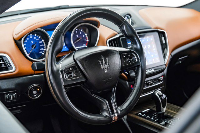 Used 2018 Maserati Ghibli S GranLusso AWD/4WD image 13