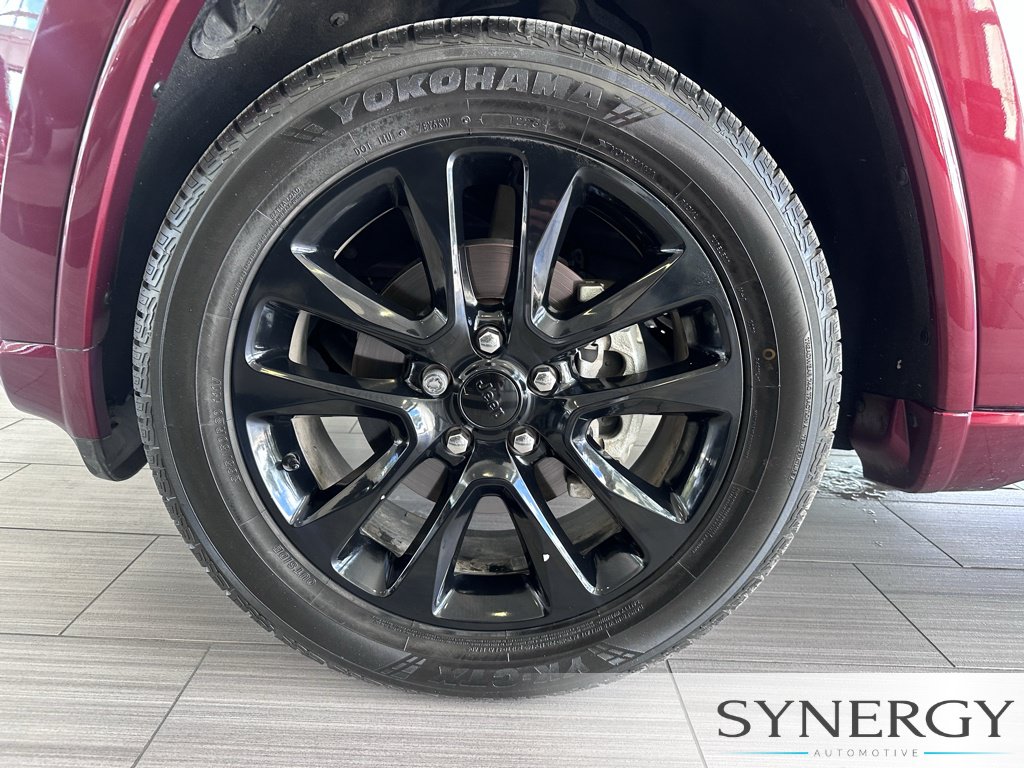 Used 2020 Jeep Grand Cherokee Altitude RWD image 11