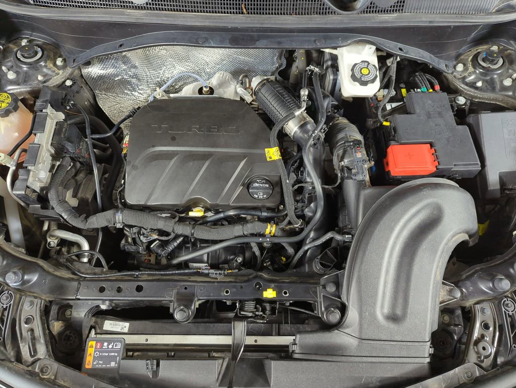 Used 2023 Buick Encore GX Select image 17