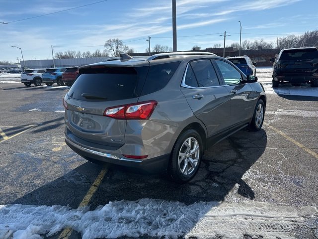 Used 2018 Chevrolet Equinox Premier image 7
