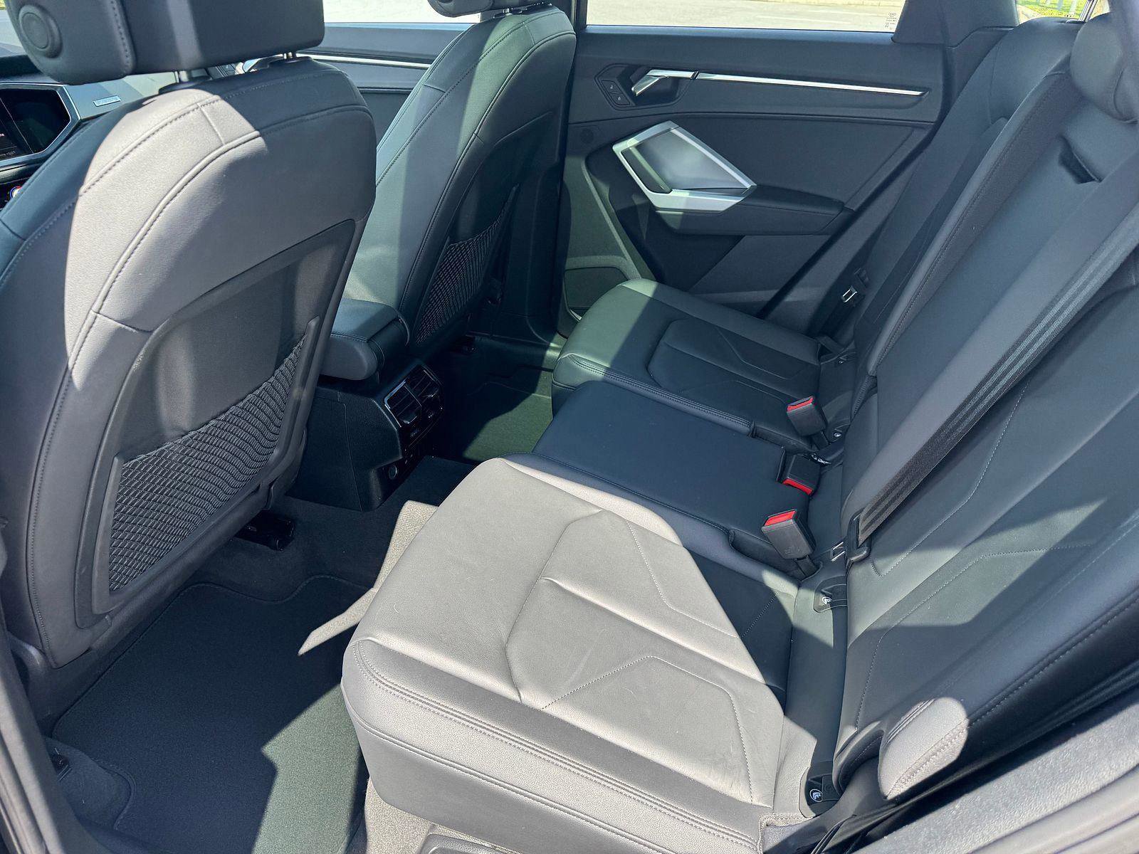 Used 2024 Audi Q3 2.0T Premium image 5