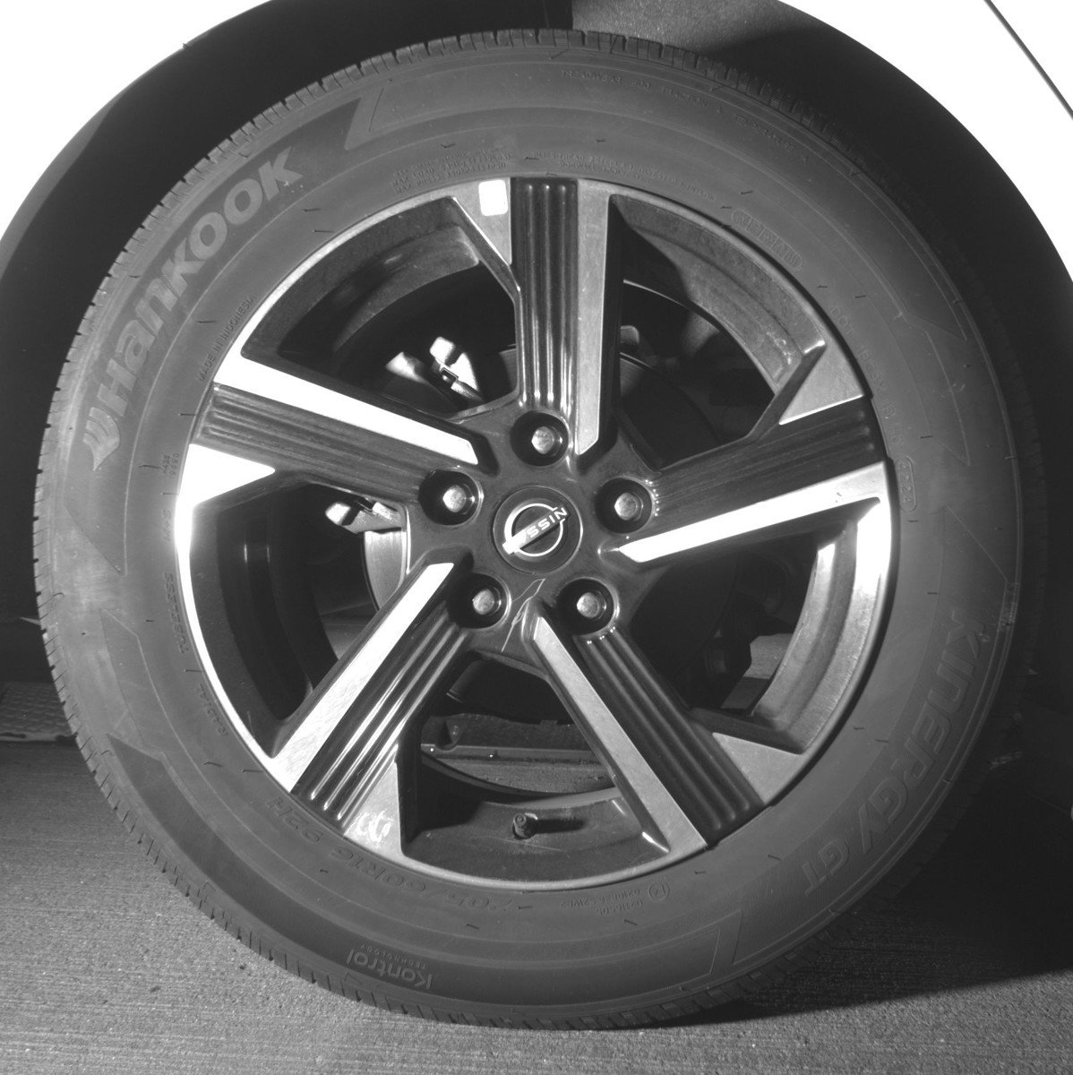 Used 2025 Nissan Sentra SV image 15