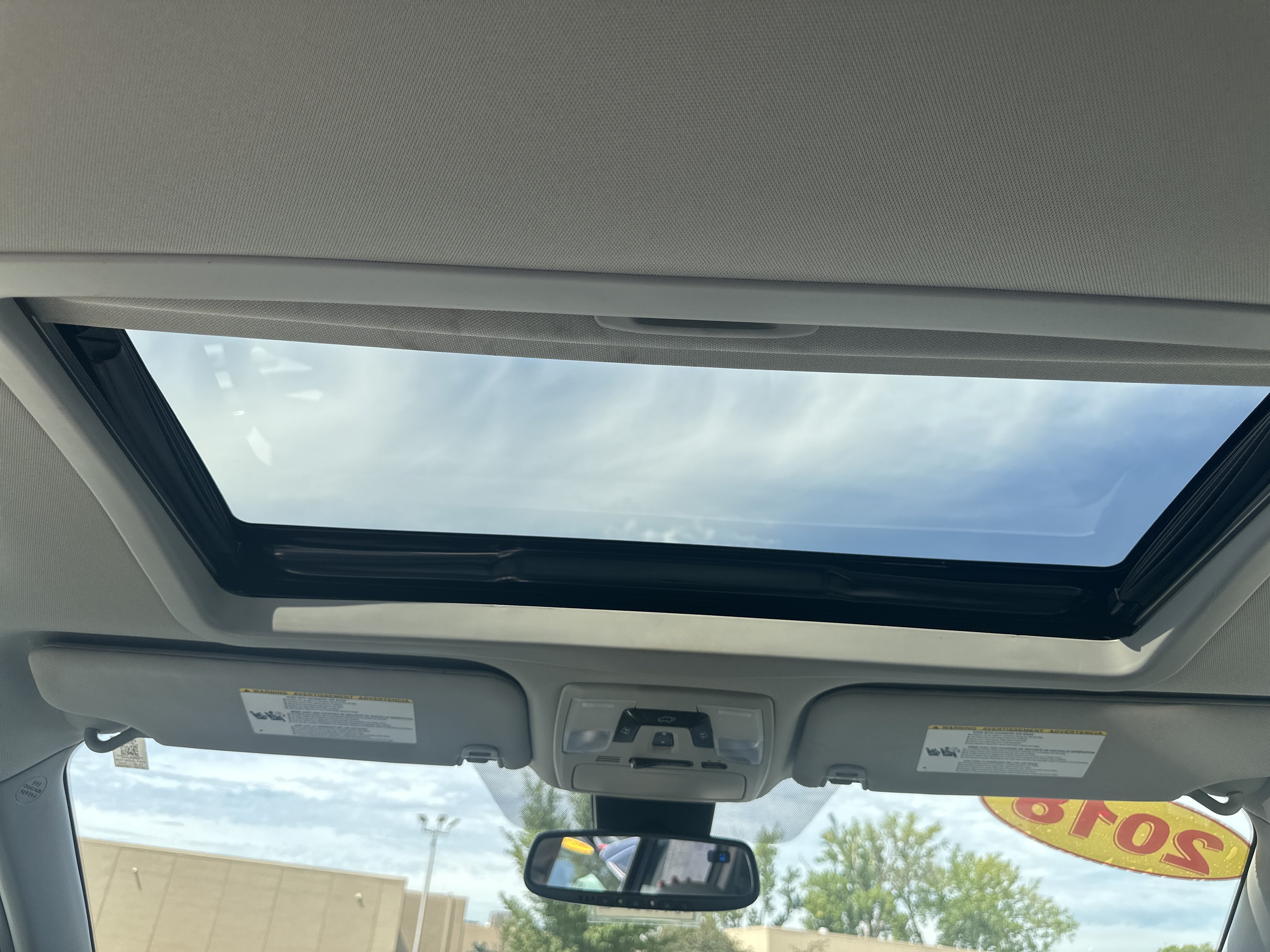 Used 2018 Toyota Sienna XLE w/ Protection Package FWD image 18