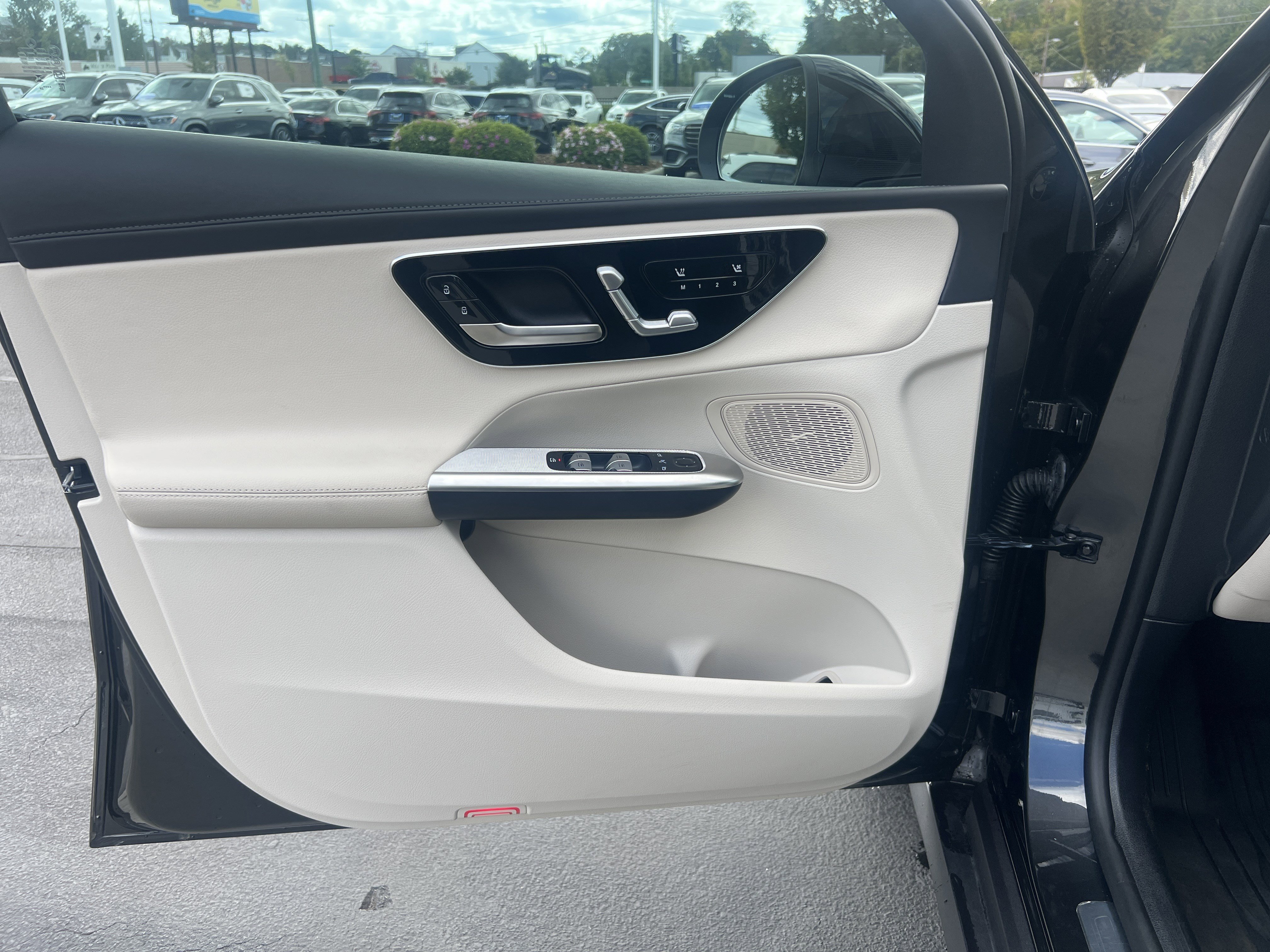 Certified 2024 Mercedes-Benz GLC 300 4MATIC image 14