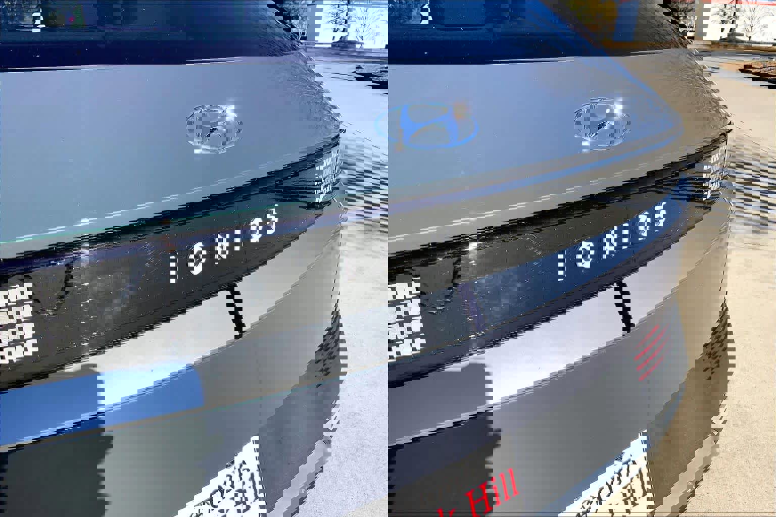 Used 2023 Hyundai Ioniq 5 SE image 30