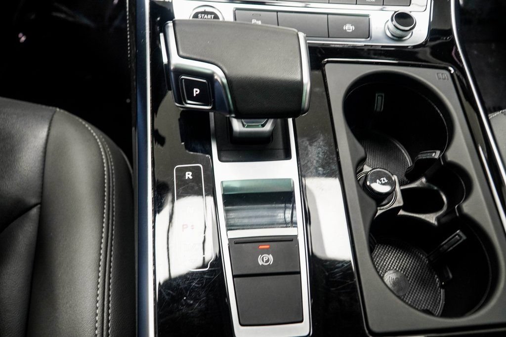 Used 2025 Audi Q7 3.0T Premium Plus AWD/4WD image 17