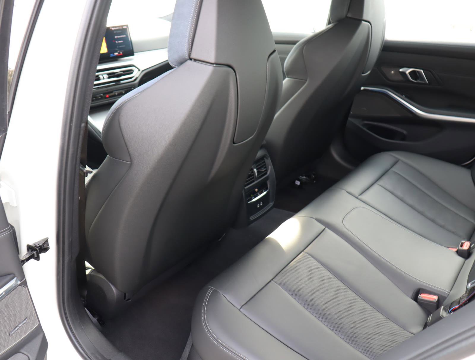 Used 2024 BMW M3 Competition w/ Executive Package image 13