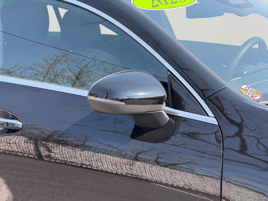 Used 2025 Mercedes-Benz CLA 250 4MATIC image 11