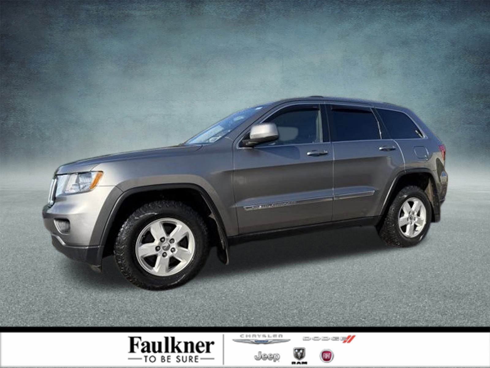 Used 2012 Jeep Grand Cherokee Laredo w/ Laredo E Group image 1