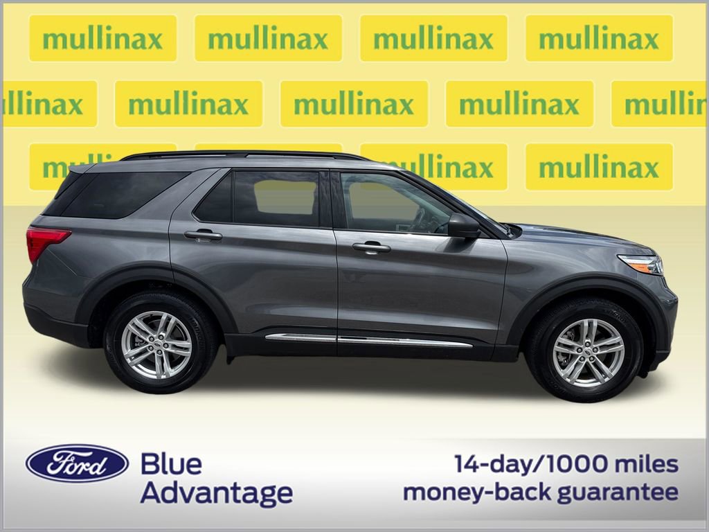 Used 2024 Ford Explorer XLT w/ Equipment Group 202A RWD image 2