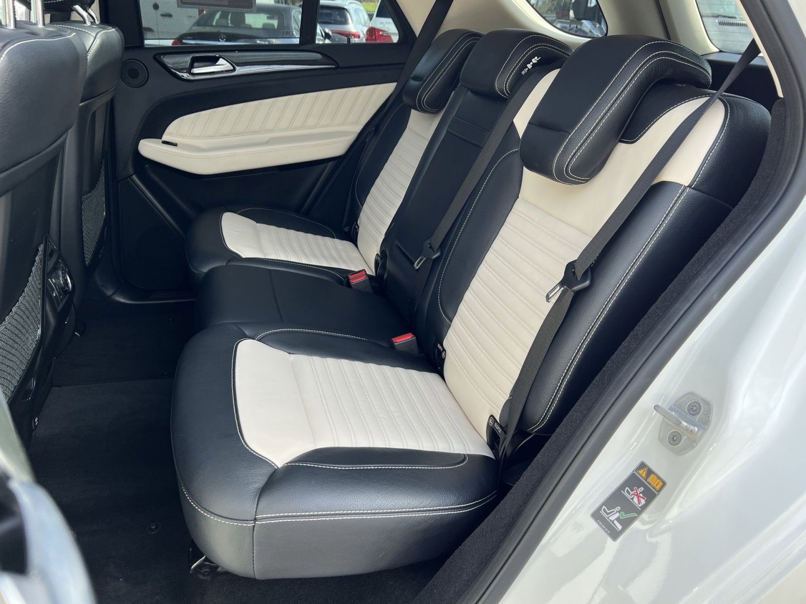 Used 2018 Mercedes-Benz GLE 43 AMG 4MATIC image 23