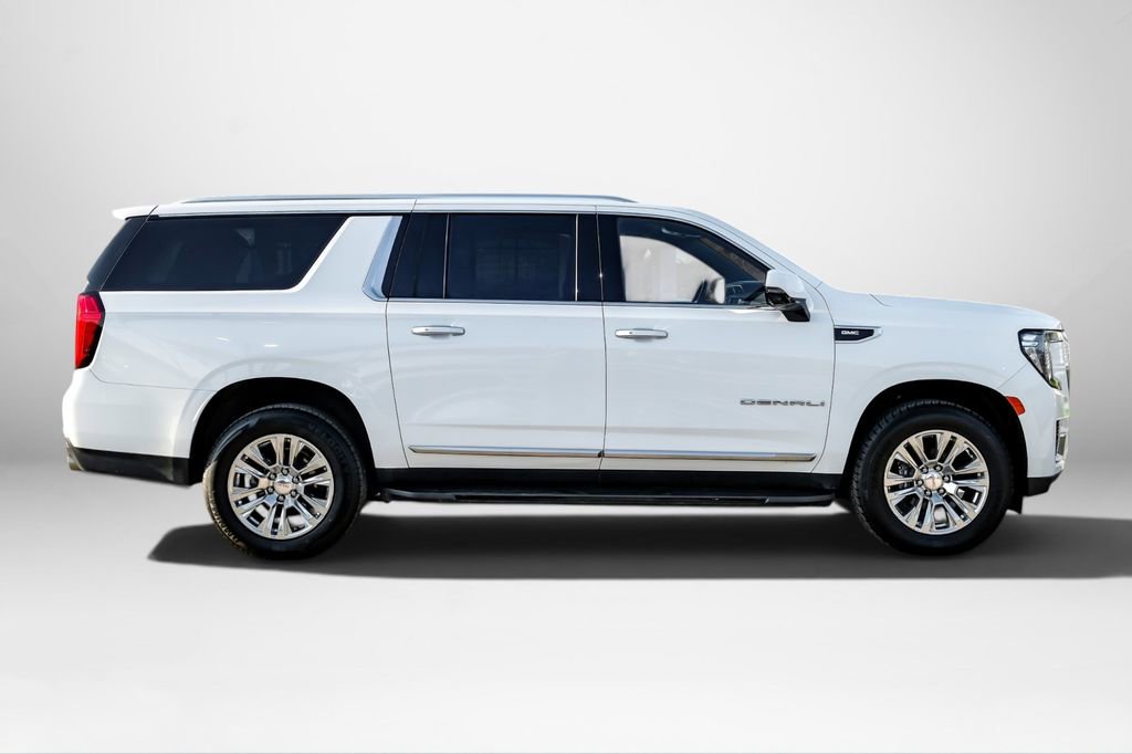 Used 2024 GMC Yukon XL Denali AWD/4WD image 5