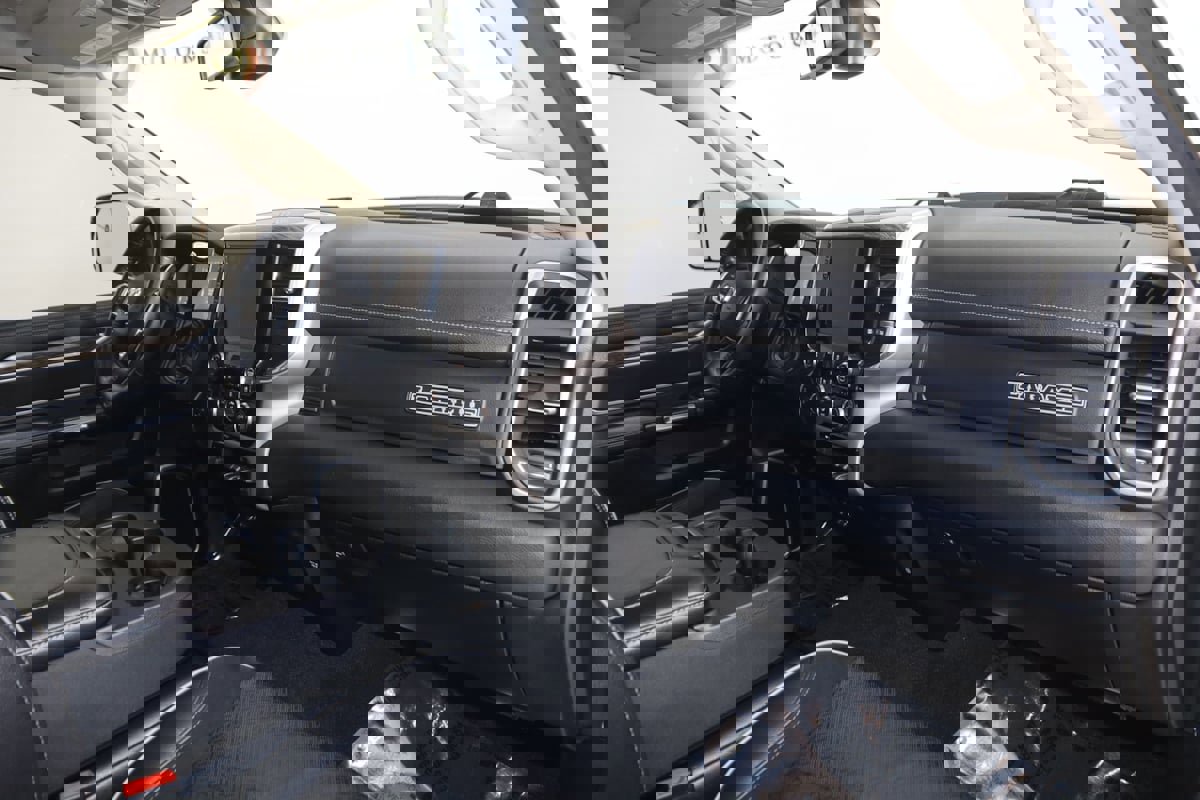 Used 2019 RAM 2500 Laramie image 50