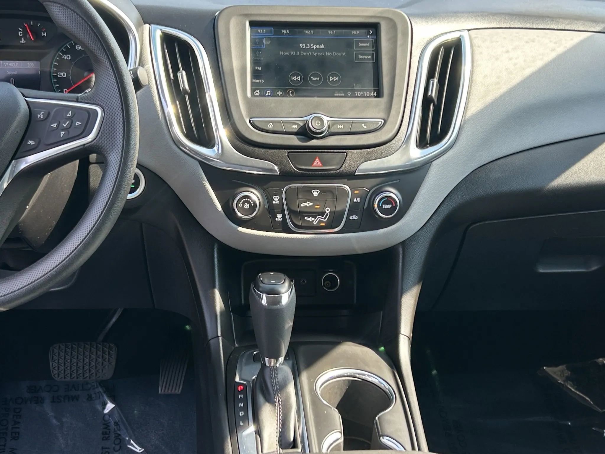 Used 2019 Chevrolet Equinox LS w/ LS Convenience Package image 16