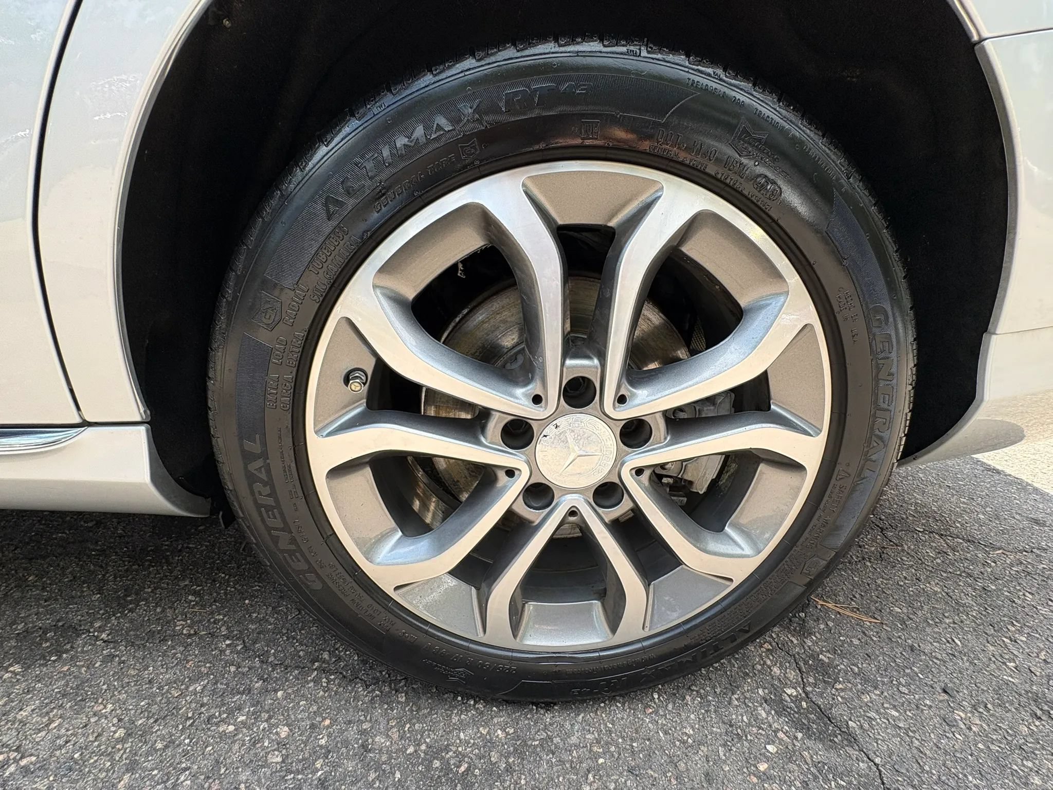 Used 2016 Mercedes-Benz C 300 4MATIC Sedan image 48