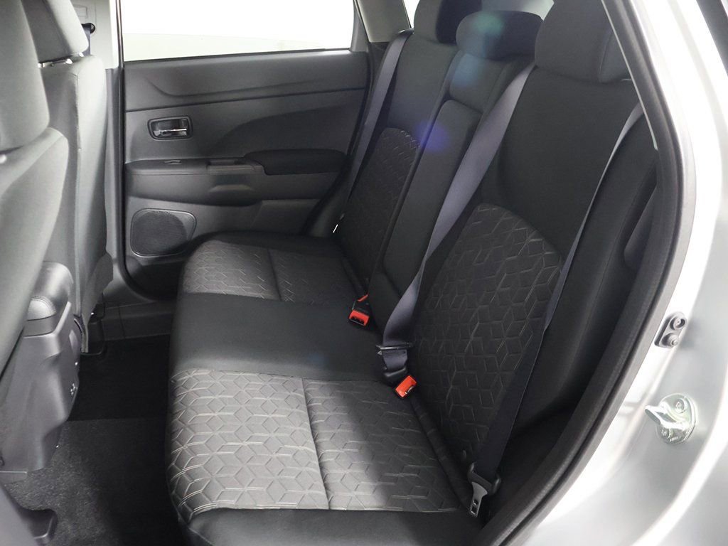 New 2025 Mitsubishi Outlander Sport LE AWD/4WD image 27