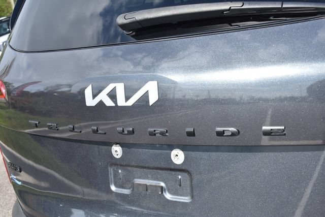 Certified 2022 Kia Telluride EX w/ EX Premium Package AWD/4WD image 13