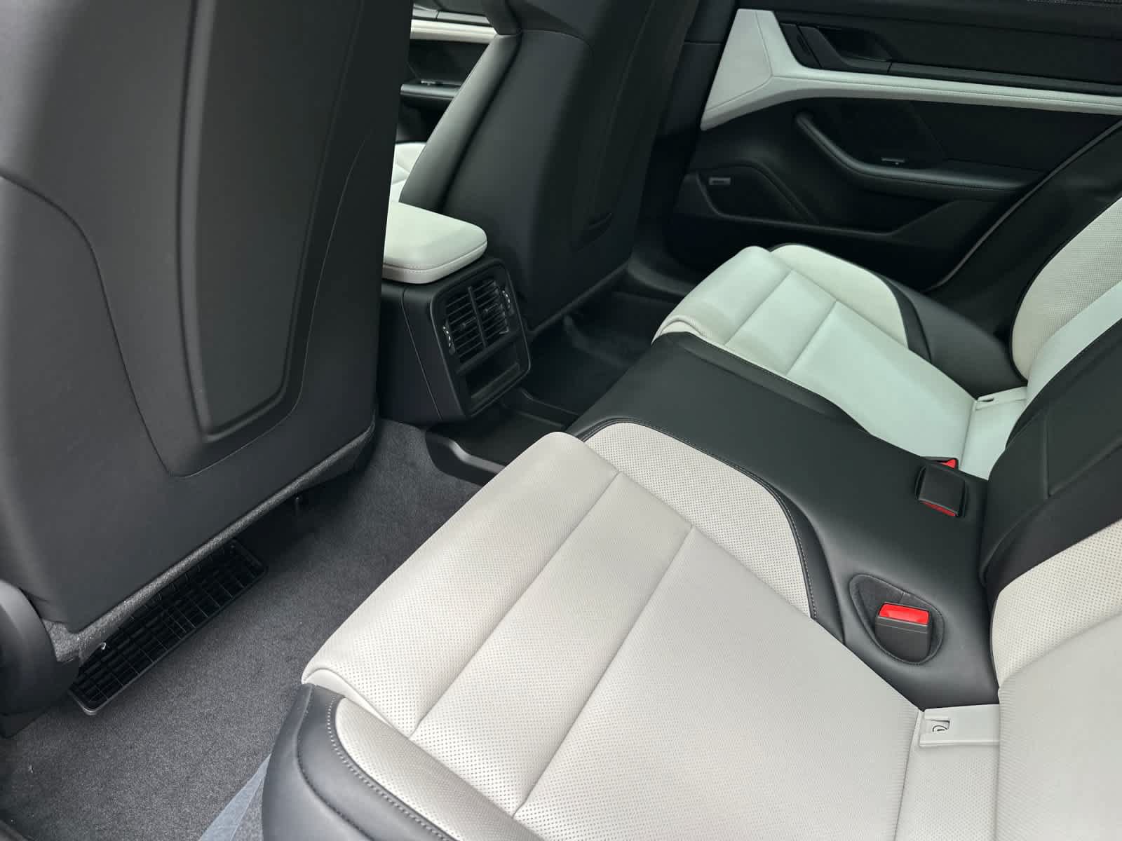 New 2026 Porsche Taycan AWD/4WD image 13