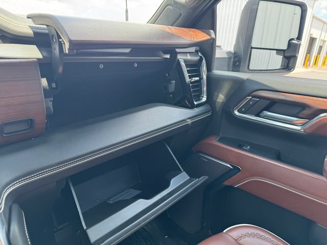 Used 2024 GMC Sierra 2500 Denali Ultimate w/ Max Trailering Package AWD/4WD image 42