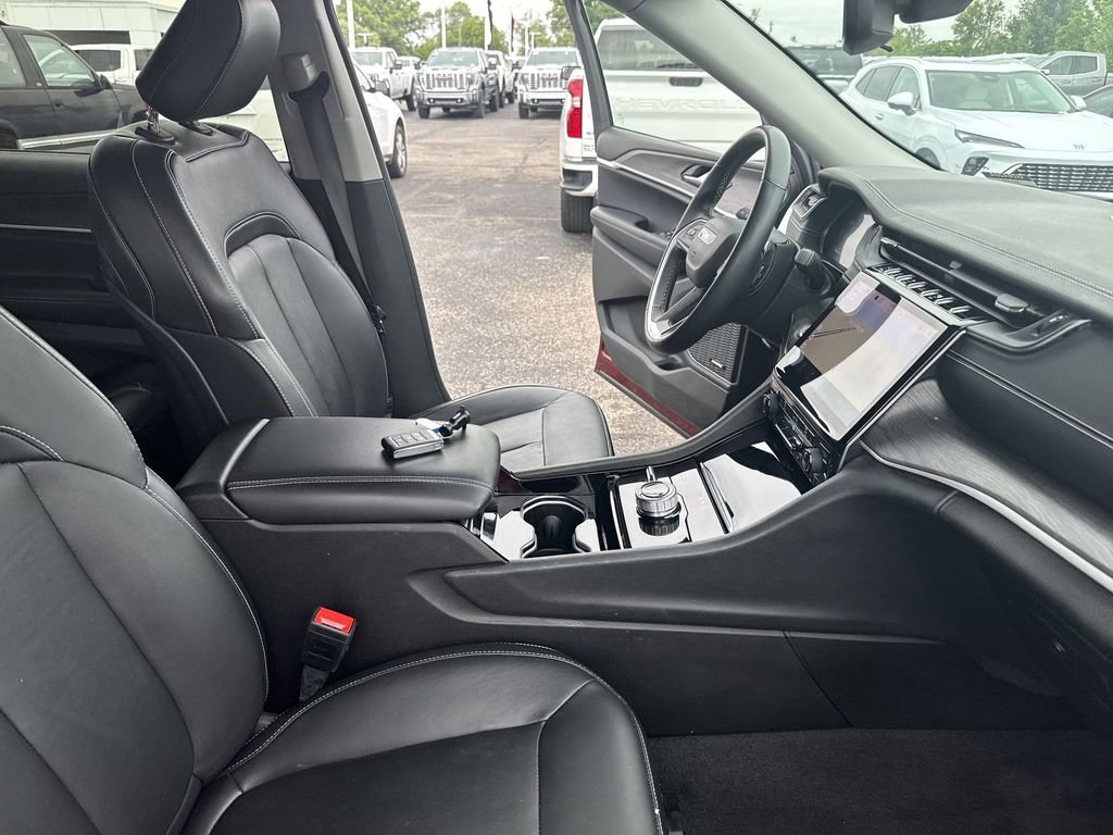 Used 2021 Jeep Grand Cherokee L Limited w/ Trailer Tow Group (B) AWD/4WD image 35