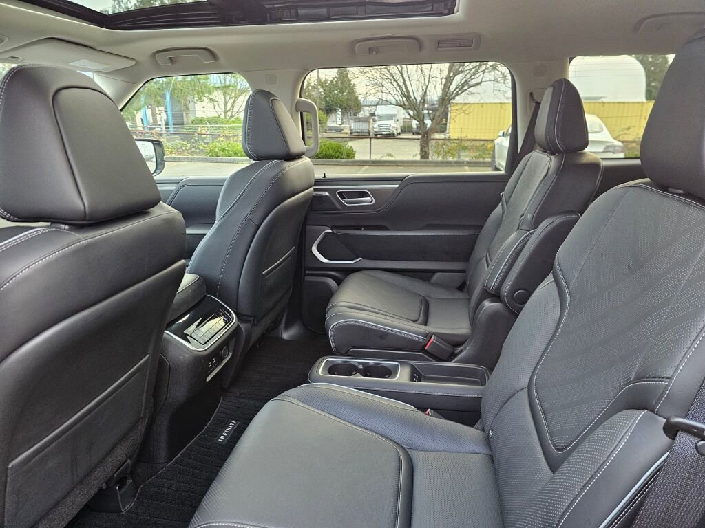 Used 2025 INFINITI QX80 Luxe AWD/4WD image 21