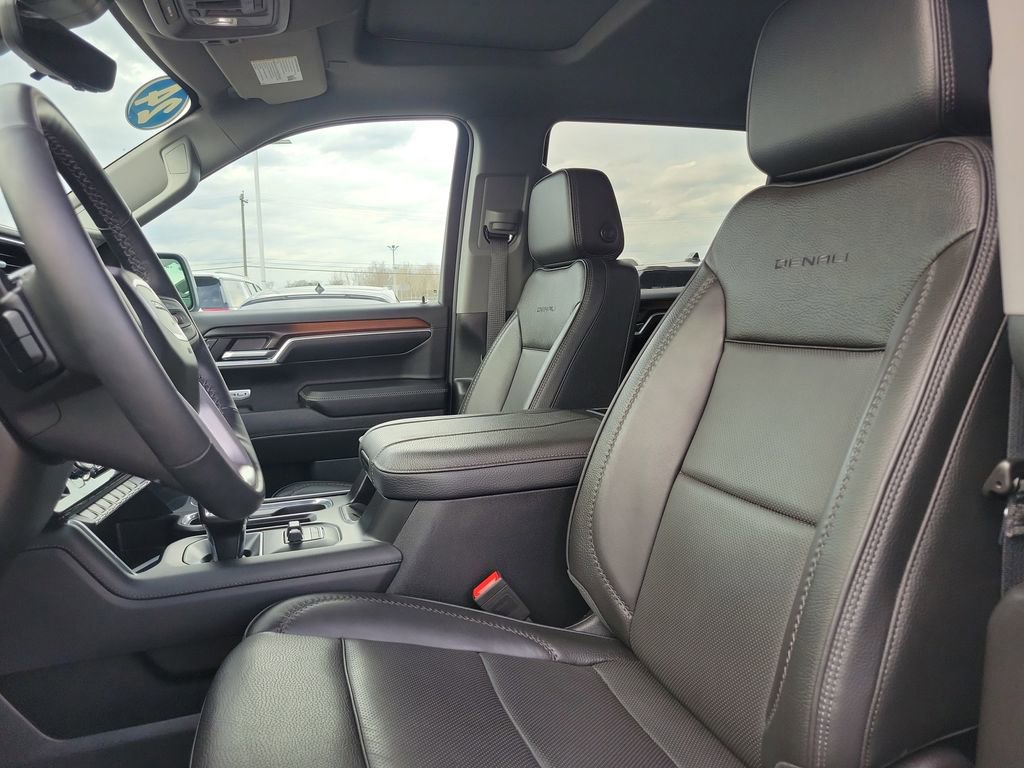 Used 2024 GMC Sierra 1500 Denali w/ Technology Package image 16