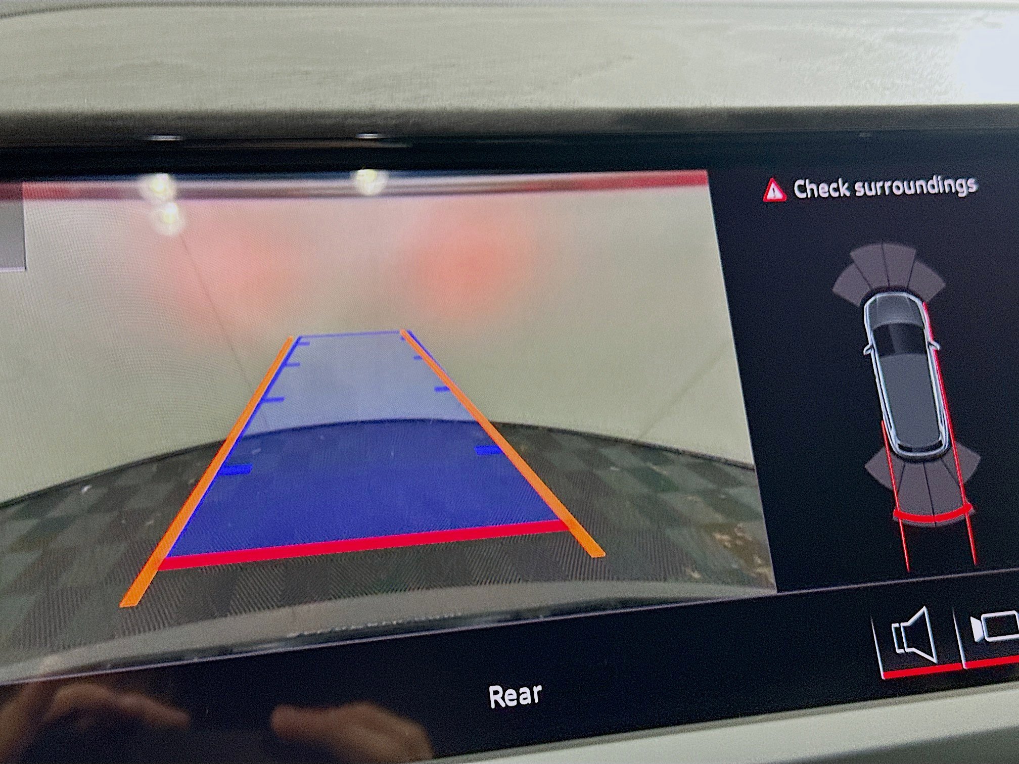 Used 2023 Audi Q4 e-tron Premium w/ Convenience Package image 22