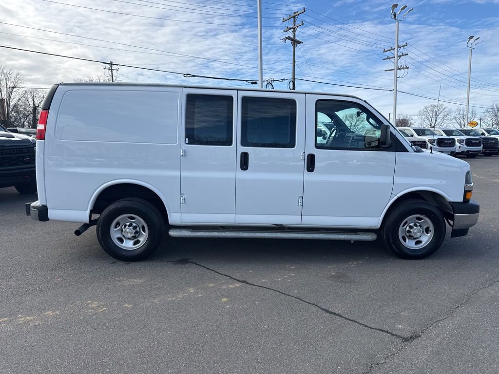 Used 2023 Chevrolet Express 2500 w/ Driver Convenience Package RWD image 6