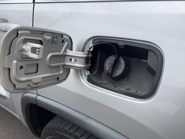 Used 2011 Jeep Grand Cherokee 70th Anniversary RWD image 23