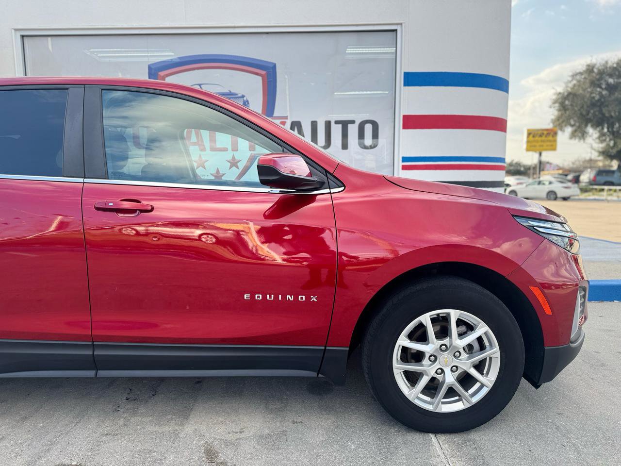 Used 2022 Chevrolet Equinox LT image 27